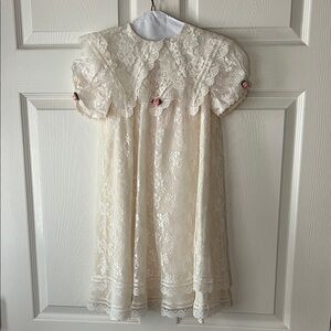 Jessica McClintock Gunne Sacks Ivory Lace Flower Girl Dress, 5 in Girls